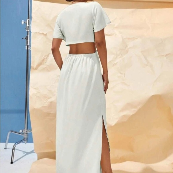 White Tie-Front Maxi Dress - Picture 2 of 8